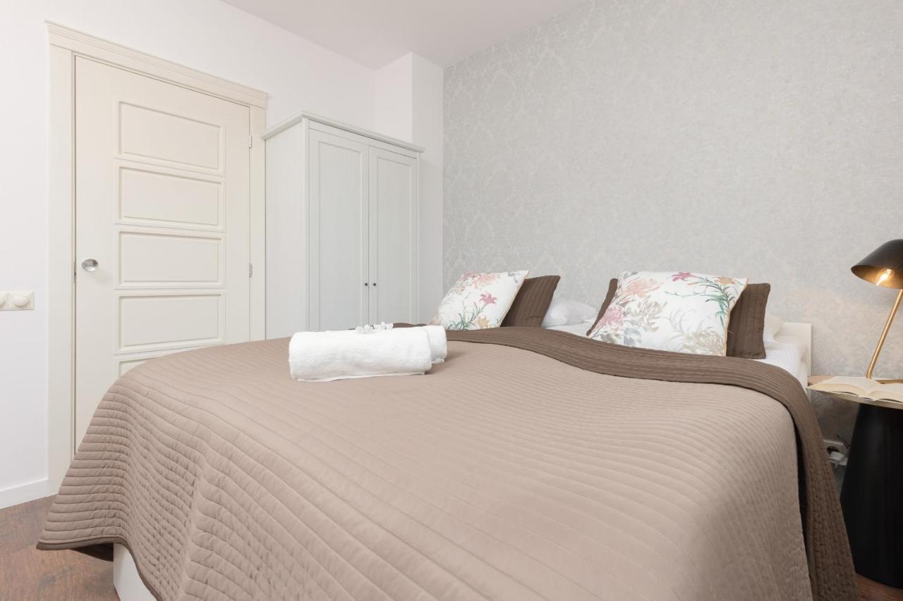 Blonia Wilanowskie Apartment Warsaw By Noclegi Renters Luaran gambar